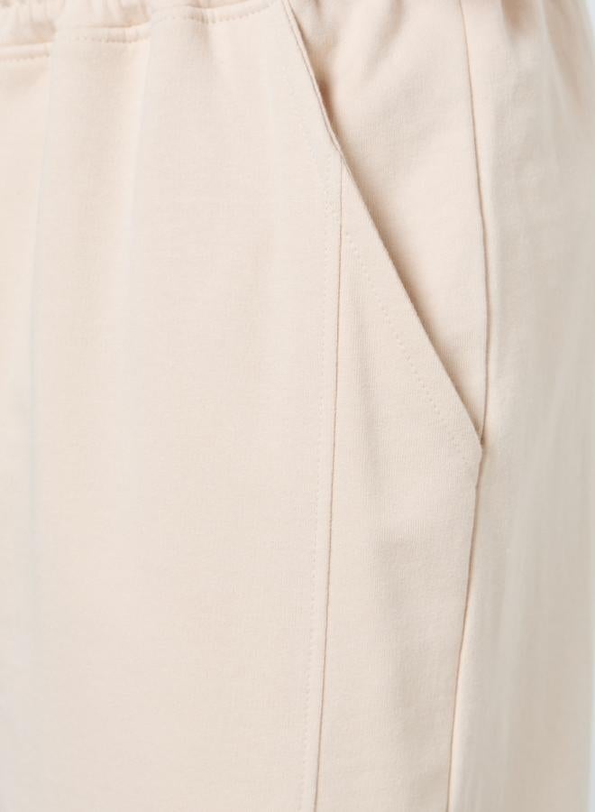 ستايلي جوغر قصة ضيقة بطبعة أجزاء - Image 3